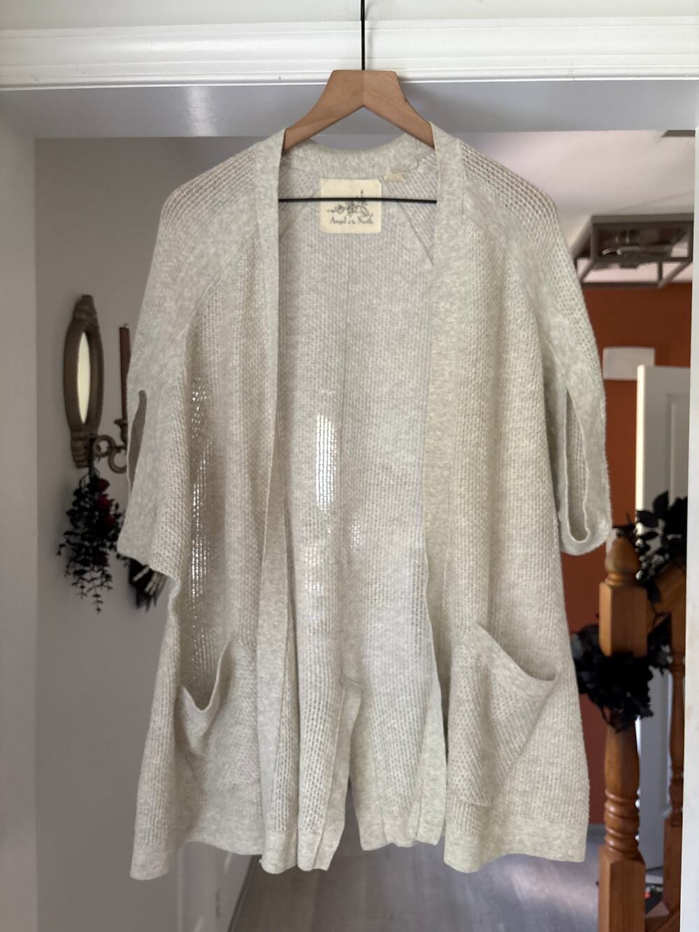 Angel of the North Gray Open Front Knit Cardigan Sweater Medium Short Sleeve